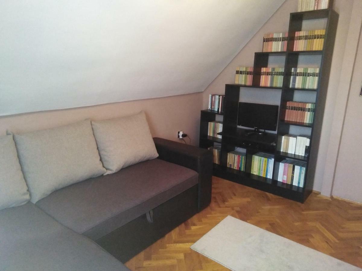 Orgona Vendeghaz Miskolc Apartment Exterior photo