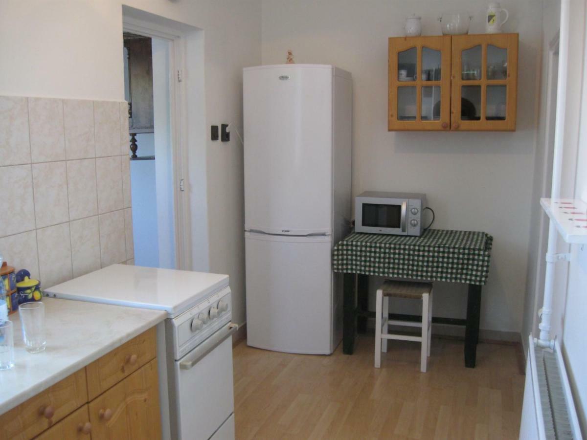 Orgona Vendeghaz Miskolc Apartment Exterior photo